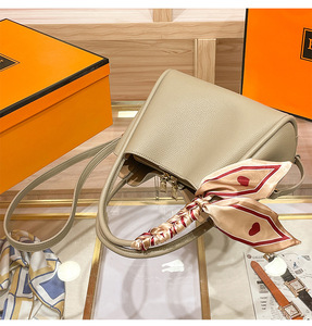 New Fashion Designer Crossbody Bags High Quality PU <b>Leather</b> Shoulder Messenger Bag Casual Totes Luxury Women Handbags and <b>Purses</b> - Product Image 4
