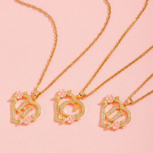 Collier chaîne avec pendentif lettre initiale en forme de cœur floral, style gothique anglais ancien, plaqué or 18 carats, pavé de zirconiums cubiques, pour femme, modèle NZ1695 - Product Image 6