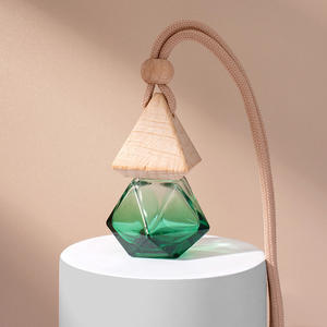 Difusor de Aroma Personalizado al por Mayor, Botella de Vidrio Transparente Vacía de 8 ml <span class=keywords><strong>para</strong></span> Colgar en el Automóvil con Tapa de Madera - Product Image 6