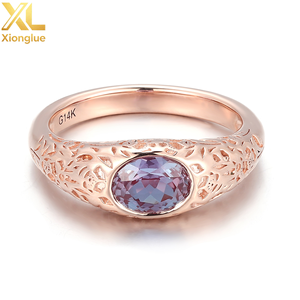 Bague Vintage en Alexandrite, Coupe Ovale, Solitaire, Pierre Précieuse en Alexandrite Sculptée, Or Rose 14 carats, Bijoux Fins pour Fiançailles et Mariage - Product Image 2