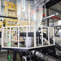 Machine d'extrusion de film soufflé à trois couches à grande vitesse pour film d'emballage LDPE/LLDPE/HDPE, automatique et économe en énergie