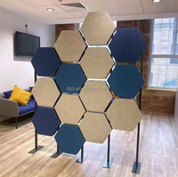 Paneles Acústicos Autoadhesivos Modernos de Fieltro de Poliéster PET Hexagonal con Diseño Gráfico para Absorción de Sonido