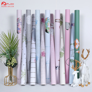 Carta da Parati Moderna FuDi 5118 con Cuori Rosa per Camera da Letto - Product Image 1