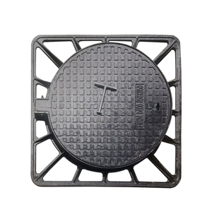 Heavy Duty Cast Ductile Iron D400 Anti-slip Bitumen-coated Custom-sized <strong>Manhole</strong> <strong>Cover</strong> Manufacturer with <strong>Locking</strong> Bolts/hinges - Product Image 1