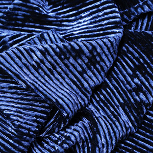 ชุดเดรสผ้ากำมะหยี่อัดพลีทสีเขียวสำหรับผู้หญิงชุดเดรสผ้ากำมะหยี่ลายทางหรูหราสีเขียวแบบเฉพาะกลุ่ม - Product Image 5