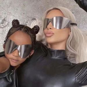 Gafas de Sol Personalizadas con Logotipo, Estilo Vintage de Lujo, Montura Grande, Lentes de Una Pieza, Estilo Punk Y2K para Hombre y Mujer - Product Image 2