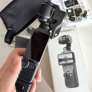 กล้องแอคชั่นพกพา Pocket 4 ความละเอียด 4K พร้อมกิมบอลกันสั่น หน้าจอสัมผัสหมุนได้ ขนาดเล็ก เหมาะสำหรับวิดีโอบล็อก - Product Image 2