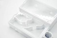 Fourmilière en plastique blanc avec habitat pour fourmis, tube à eau et petite boîte d'élevage d'insectes