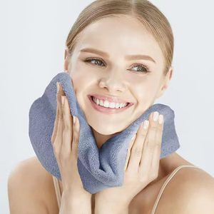 Serviette en microfibre en gros, petite serviette de salon résistante à la décoloration, serviette de séchage en microfibre grise - Product Image 2