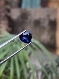 พลอยไพลินสีน้ำเงินเจียระไนแบบธรรมชาติ ไม่ผ่านการอบความร้อน ได้รับการรับรองจาก IGI ขนาด 5 มม.+ น้ำหนัก 200 กะรัต สำหรับทำเครื่องประดับชั้นดี แบบเม็ดเดี่ยว - Product Image 2