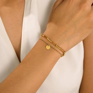 CAIOOCHE Pulseras <span class=keywords><strong>de</strong></span> Acero Inoxidable Chapadas en Oro <span class=keywords><strong>de</strong></span> 18k para Mujer al por Mayor, Pulseras <span class=keywords><strong>de</strong></span> Diseño Personalizado Multicapa - Product Image 1