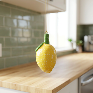 Ornement suspendu en résine jaune, feuille peinte à la main, pendentif fruité, décoration pour arbre de Noël ou maison - Product Image 3