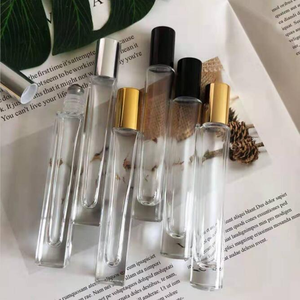BYPE by PERFUME Flacone Roll-on di Lusso Ricaricabile da 10ml, <span class=keywords><strong>Bottiglia</strong></span> in Vetro con Fondo Spesso per Oli Essenziali con Sfera Roll-on - Product Image 3