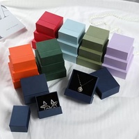 Boîte d'emballage personnalisée pour bijoux, boîte à boucles d'oreilles, boîte à bagues, boîte en papier pour bijoux, boîte cadeau pour colliers