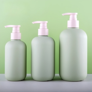 ขวดแชมพูพลาสติก HDPE สีเขียวด้านแบบสัมผัสนุ่ม พิมพ์โลโก้ได้ ขนาด 200 มล. 300 มล. 500 มล. สำหรับบรรจุภัณฑ์โลชั่นและเครื่องสำอางแบบปั๊ม - Product Image 3