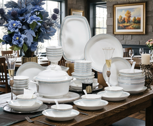 <span class=keywords><strong>Service</strong></span> de table de luxe en porcelaine fine à bord doré, <span class=keywords><strong>72</strong></span> <span class=keywords><strong>pièces</strong></span>, style européen, <span class=keywords><strong>vaisselle</strong></span> blanche pour mariage et banquet - Product Image 1