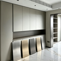 Panel Dinding Logam Cermin Dekorasi PVC WPC Tahan Air Kedap Suara Pengiriman Cepat untuk Kamar Mandi Rumah Tangga