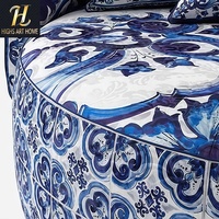 Canapé pivotant rond de luxe moderne en tissu à motifs de porcelaine bleue et blanche de qualité supérieure pour villas ou hôtels