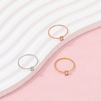 Haut de gamme 18K Plain Or Rectangle Zircone Dainty Or Rose Anneaux En Acier Inoxydable À La Mode Simple Plaqué Or Bijoux