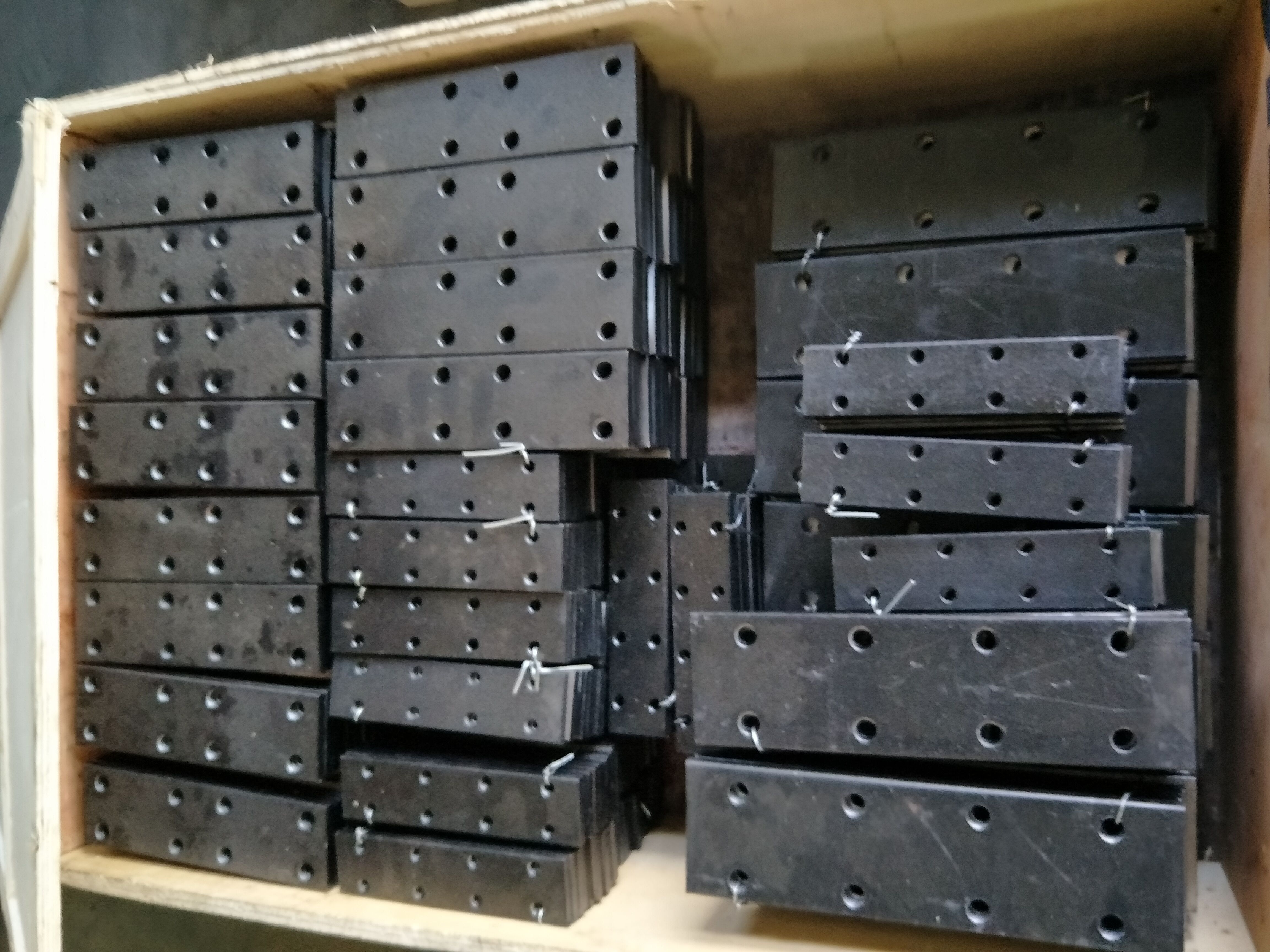 Solid Standard Elevator Guide Rail Fishplate for Passenger Elevator