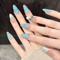 Ongles en acrylique à presser, texture vague 3D bleu glace myrtille, décor perles dorées, forme amande, longueur moyenne, logo personnalisable
