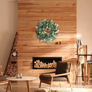 Guirlande artificielle d'eucalyptus avec fleurs blanches et feuilles vertes en buis, décoration de porte d'entrée pour le printemps, l'été, la Saint-Valentin et Pâques - Product Image 4