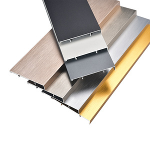 Plinthe durable en alliage d'aluminium avec garniture de sol en métal noir brossé de 10cm avec rivets à encliqueter de 6cm - Product Image 4