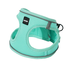 Arnés/transportador para mascotas pequeñas, gatos, perros pequeños y cachorros; arnés/transportador de malla transpirable; arnés para pasear perros estilo chaleco. - Product Image 1