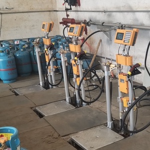 Balance de remplissage de bouteilles de gaz BBQ antidéflagrante ATEX 4kg-9kg Cylindre Machine de remplissage de propane à fermeture automatique - Product Image 4