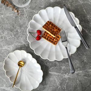 Assiette à dîner et bol à yaourt en céramique florale de nouvelle forme en glaçure réactive ensemble de vaisselle de cadeau de mariage écologique du kit de tasse - Product Image 2