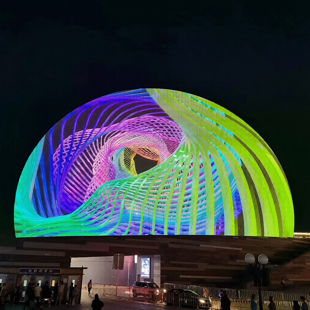 Giant Customizable Dome Display 360° Immersive Experience Sphere Screen for Museums & Exhibitions