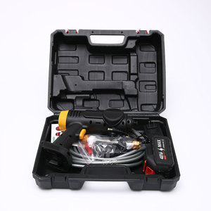 Nettoyeur haute pression portable 21V avec batterie lithium rechargeable, <span class=keywords><strong>tuyau</strong></span> de 5 m et 3 buses pour le nettoyage et l'<span class=keywords><strong>arrosage</strong></span> des voitures, des patios et des jardins - Product Image 6