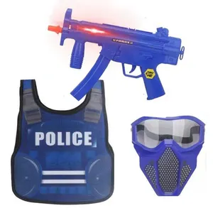 男孩有趣的枪背心假装扮演警察男子设置玩具与轻声