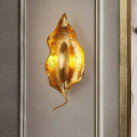Applique murale en laiton motif feuille, dorée de luxe, design postmoderne, pour villa, chambre et mur d'accentuation