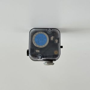 Chine usine directe LGW3A2P pressostats accessoires spéciaux pour gaz d'échappement de fumée d'air pour brûleurs de chaudière - Product Image 1