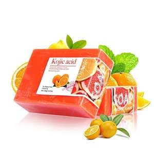 Jabón Facial de Carbón de Bambú Natural y Orgánico, Etiqueta Privada, Hecho a Mano, Aclarante y Blanqueador, Jabón Negro con Ácido Kójico y Cúrcuma - Product Image 5