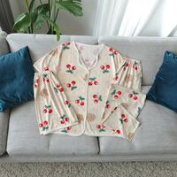 Ensemble Pyjama d'Été Élégant en Coton Trois Pièces Thermique pour Femme, Imprimé Cerises Douces, Haut Manches Courtes, Short et Pantalon de Nuit