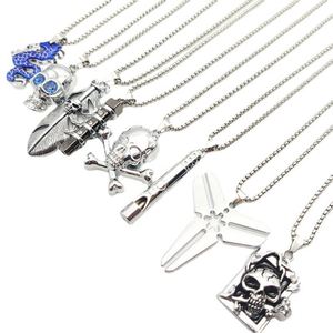 Collier personnalisé en acier inoxydable avec pendentif crâne pour homme, en argent époxy noir et blanc, style sport football - Product Image 5