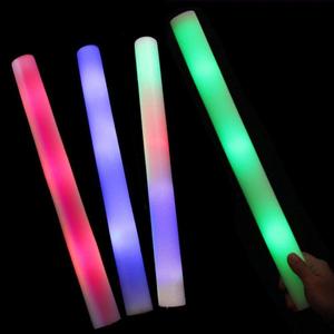 Bâton lumineux LED RGB blanc en mousse colorée avec base ABS – Portable, multi-modes clignotants, style anime, pour <span class=keywords><strong>anniversaire</strong></span>, mariage, festival de musique, fête - Product Image 4