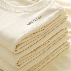 Qianzun Manufacturer Unisex Solid Color 220 Gsm Boxy Fit Tshirt <strong>Basic</strong> Cotton Heavyweight Cropped T-shirt - Product Image 5