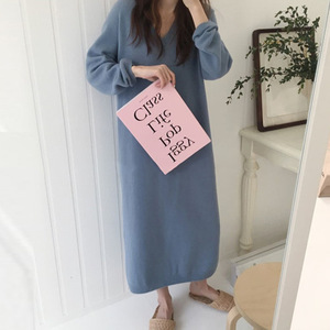 Tendenza invernale coreano all'ingrosso Casual scollo a V tinta unita Pullover in <span class=keywords><strong>maglia</strong></span> soffice Maxi maglione d'angora abito per donna - Product Image 6