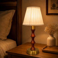 Lampe de table à abat-jour en lin, tige en bois, base en métal, variateur tactile, rechargeable, batterie 2600 mAh, sans fil, pour chambre à coucher, salon