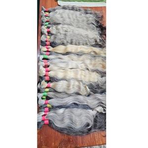 Cheveux gris indiens bruts non traités avec brillance naturelle et alignement complet des cuticules pour un look authentique et des extensions de cheveux durables - Product Image 2