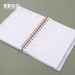 Planificateur de <span class=keywords><strong>budget</strong></span> d'étudiant d'école de taille A5 de luxe couverture rigide personnalisée d'impression polychrome avec reliure et boîte de spirale de bobine d'or - Product Image 5