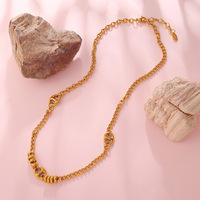 Nouveauté 2026 Collier Demi-luxe à fermoir double D en forme de nez de cochon, Chaîne en bambou plaqué or 18 carats, Polyvalent et Élégant