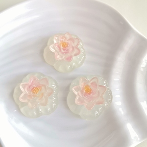 100 Piezas de Flores de Loto Rosadas Planas de Resina para Lazos de Pelo, Adornos para Joyería, Decoración de Teléfonos y Manualidades - Product Image 2