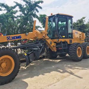 Niveleuse chinoise GR1803 d'occasion à Shanghai - Product Image 4