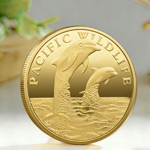 Monedas Conmemorativas Personalizadas de Aleación de Zinc Grabadas y Bañadas en Oro para Recuerdos de Conservación Marina - Product Image 1