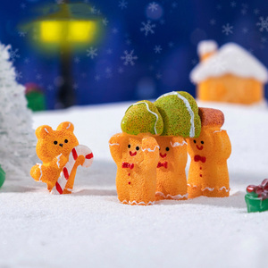Adornos de Navidad 3D en miniatura, dijes de Navidad, Mini resina de pan de jengibre para hombres, figuritas de animales para DIY, decoración de fiesta de Navidad - Product Image 3