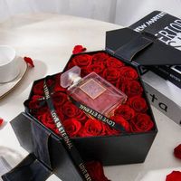 Kotak Hadiah Bunga Mawar Abadi Terawetkan dengan Lampu LED, Parfum, Dekorasi untuk Hari Valentine, Pernikahan, dan Ulang Tahun Pernikahan